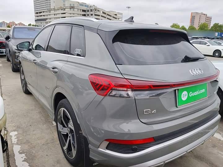 Audi Q4 e-tron, 2023 — фото 5 из 9