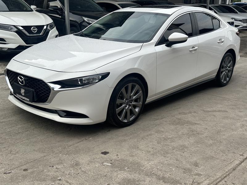 Mazda 3 (Axela), 2024 — купить в Москве под ключ