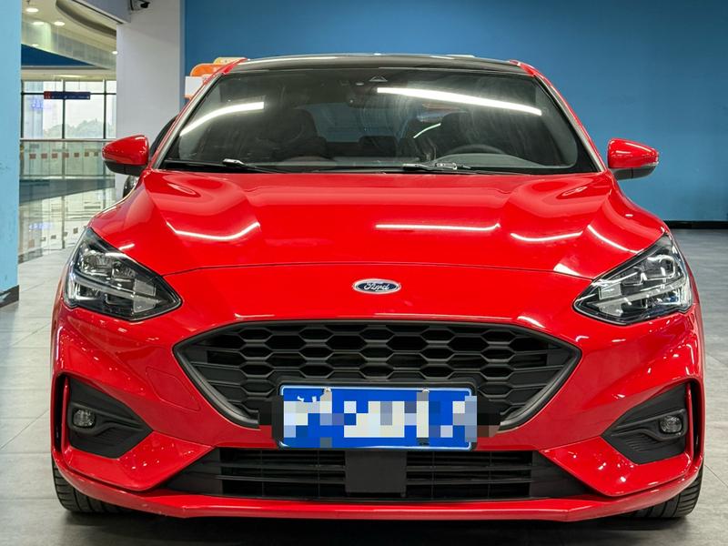 Ford Focus, 2021 — фото 2 из 11