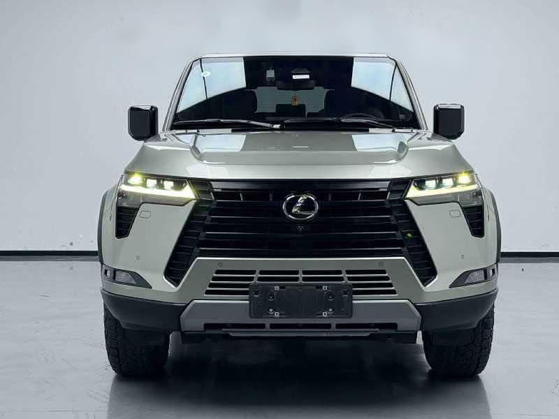 Lexus GX, 2024 — фото 2 из 9