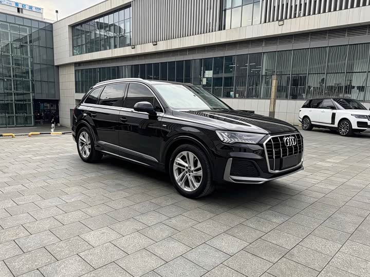 Audi Q7, 2023 — фото 2 из 9