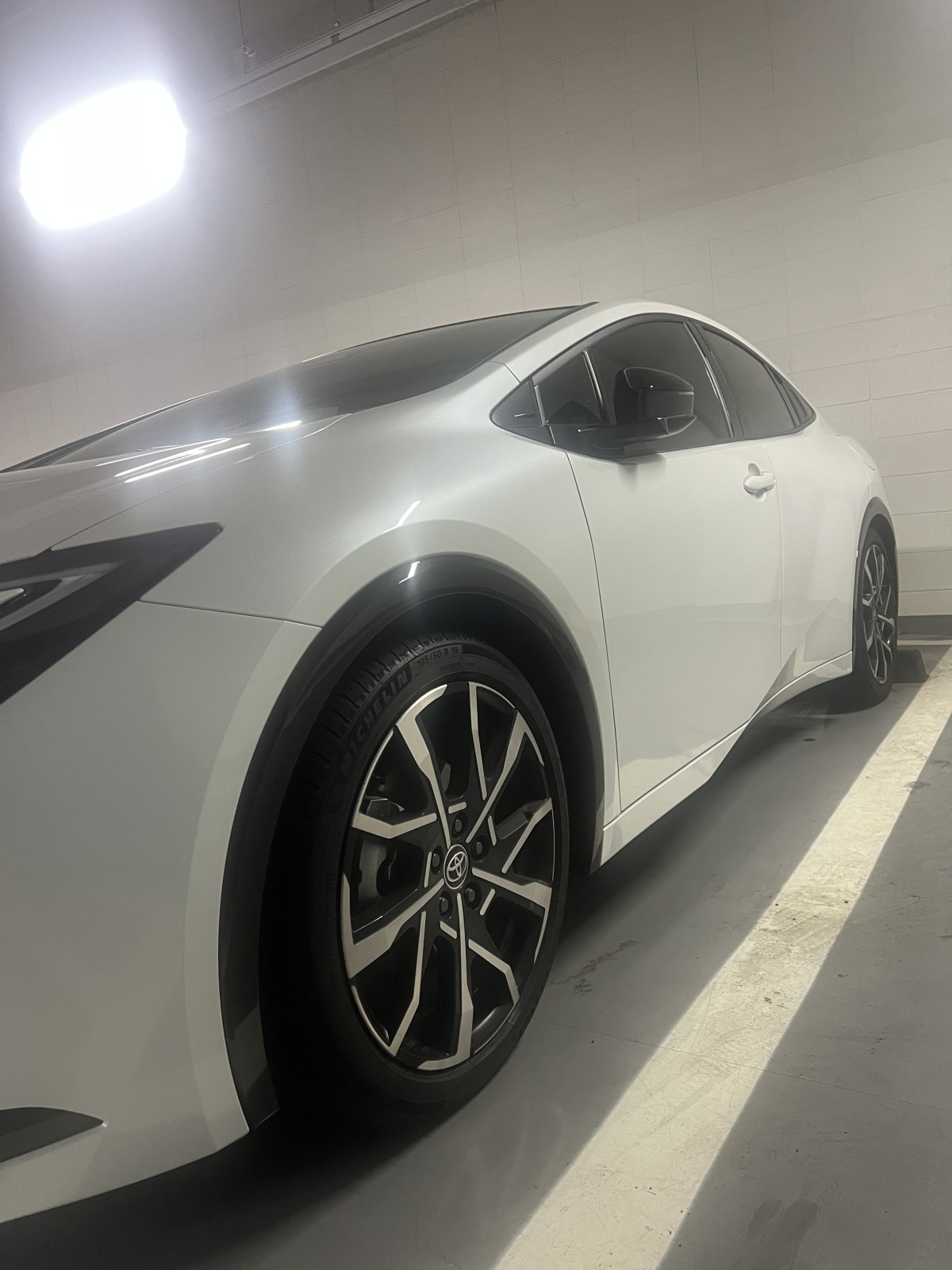 Toyota Prius, 2023 — купить в Санкт-Петербурге под ключ