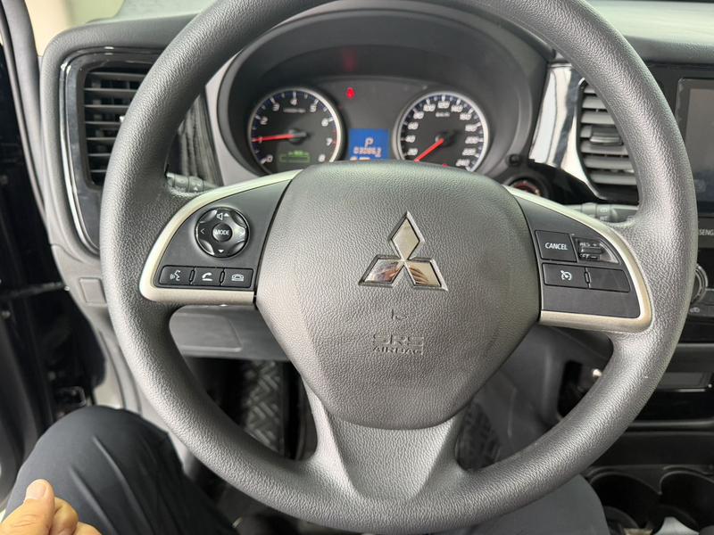 Mitsubishi Outlander, 2022 — фото 9 из 12