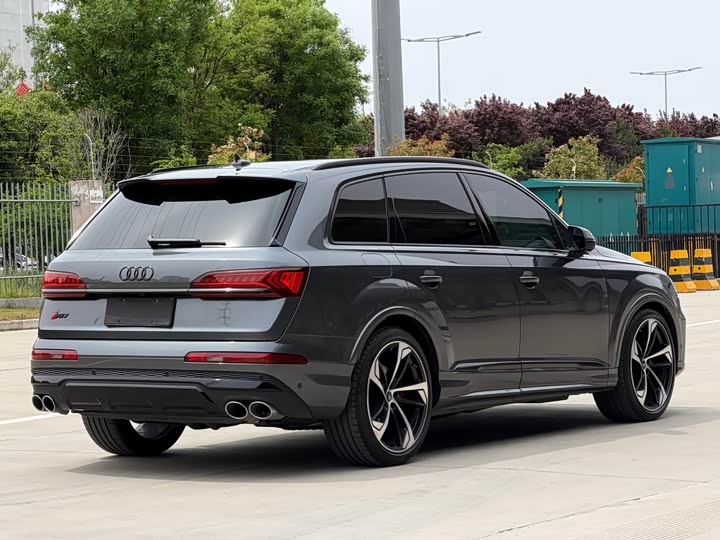 Audi SQ7, 2023 — фото 6 из 9