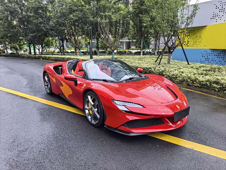 Ferrari SF90, 2023 — купить в Москве под ключ