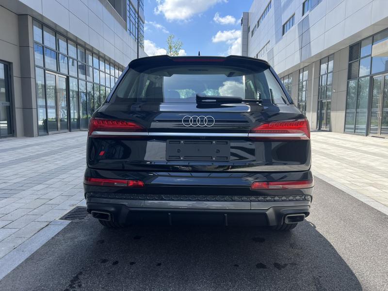 Audi Q7, 2025 — фото 6 из 12