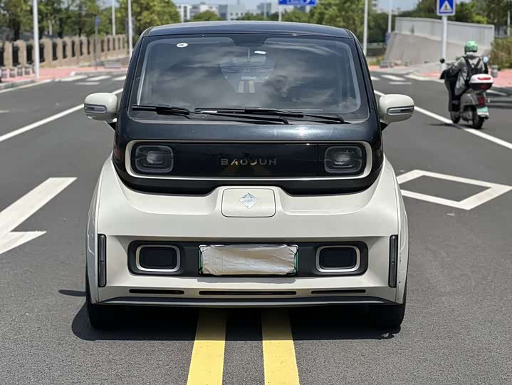 Baojun KiWi EV, 2022 — фото 2 из 7