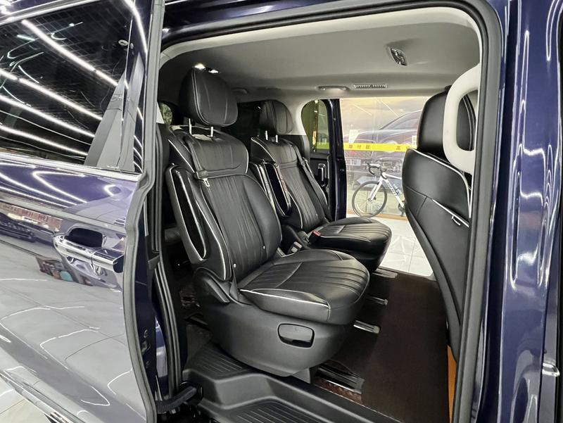 Roewe iMax 8, 2022 — фото 11 из 12