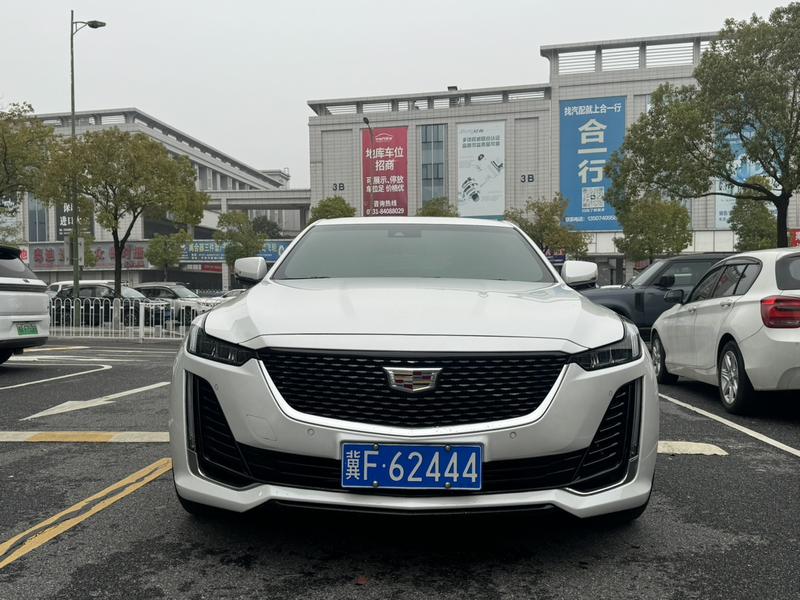 Cadillac CT5, 2023 — фото 2 из 10
