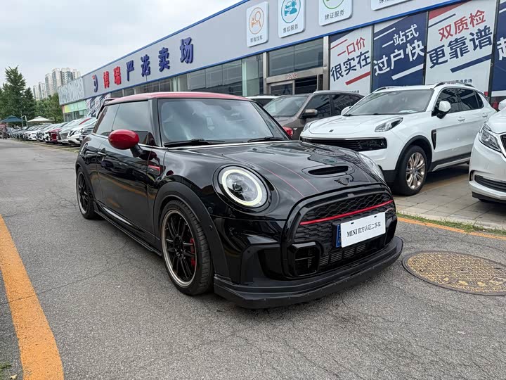 Mini Mini JCW, 2022 — фото 3 из 9