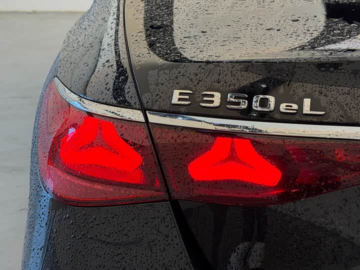 Mercedes-Benz E-Class Hybrid, 2025 — фото 7 из 9