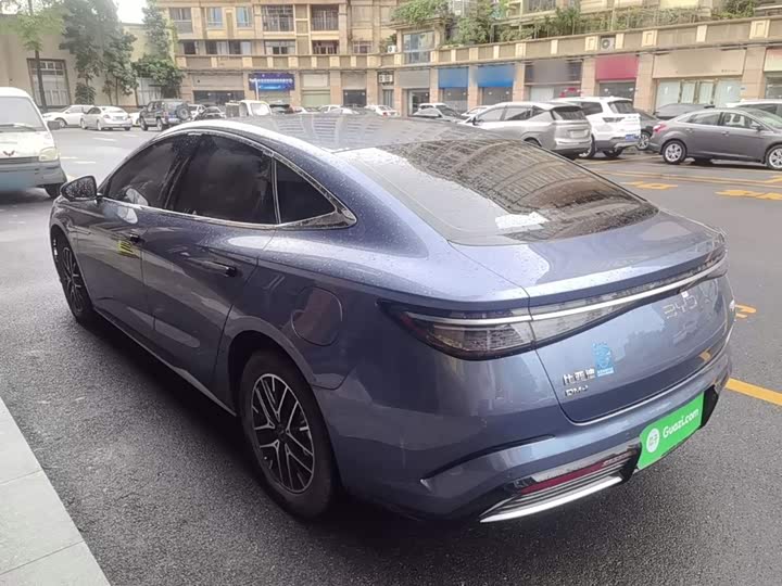 BYD Seal 07 DM-i Hybrid, 2025 — фото 5 из 9