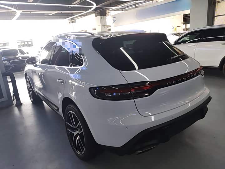Porsche Macan, 2022 — фото 5 из 9