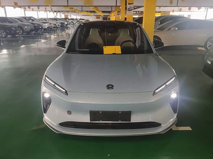 Nio ET5, 2023 — фото 3 из 9