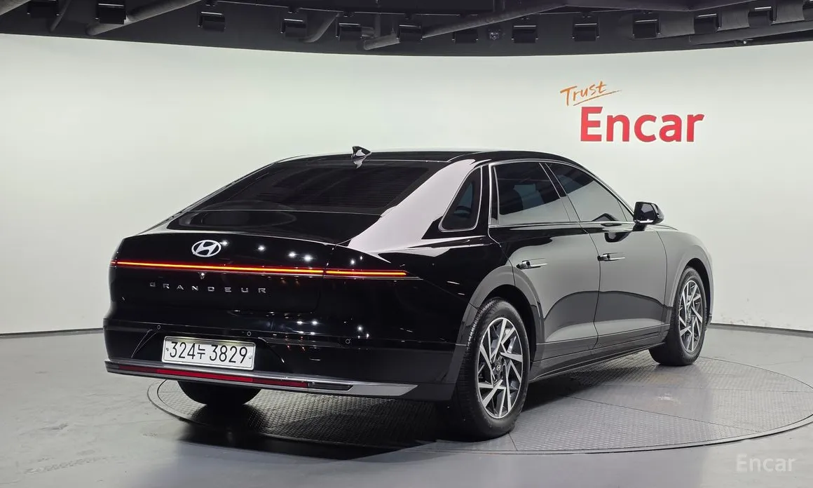 Hyundai Grandeur, 2022 — фото 2 из 12