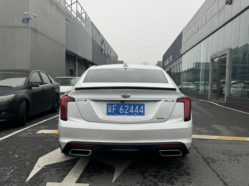 Cadillac CT5, 2023 — фото 5 из 10