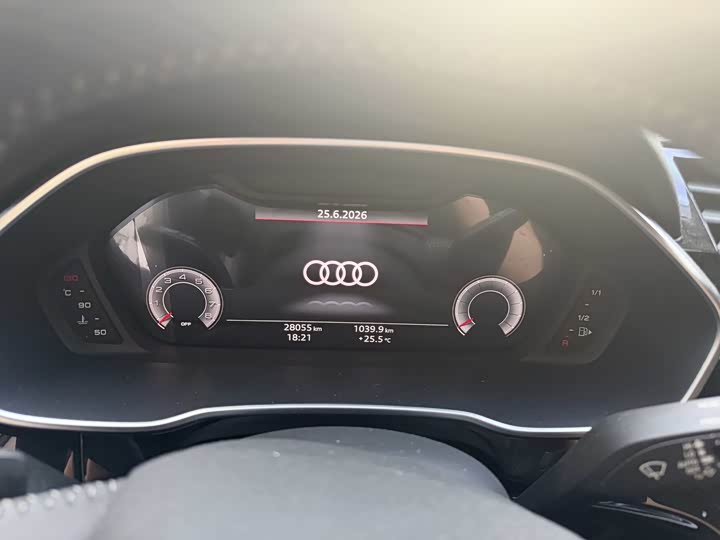 Audi Q3, 2022 — фото 5 из 5