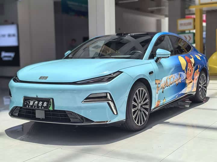 Geely Galaxy Starshine 8 EM-i, 2025 — купить в Чебоксарах под ключ