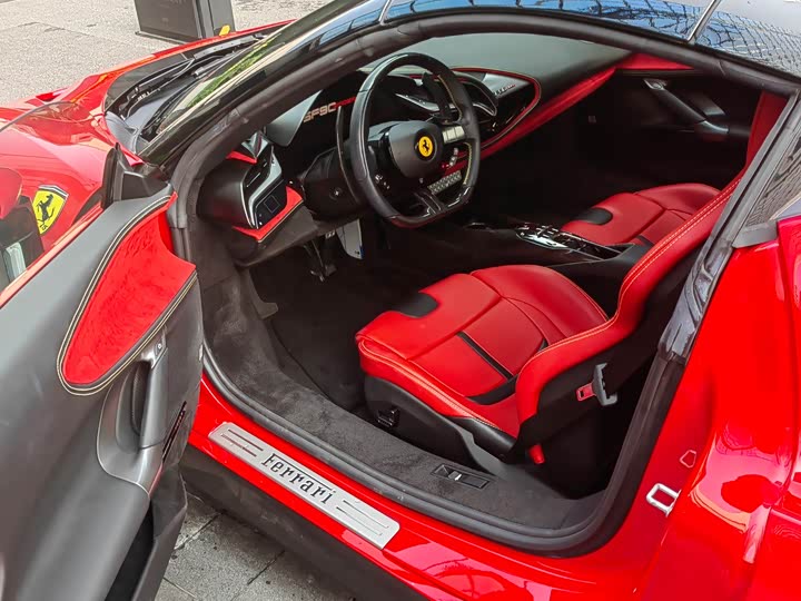 Ferrari SF90, 2022 — фото 4 из 7