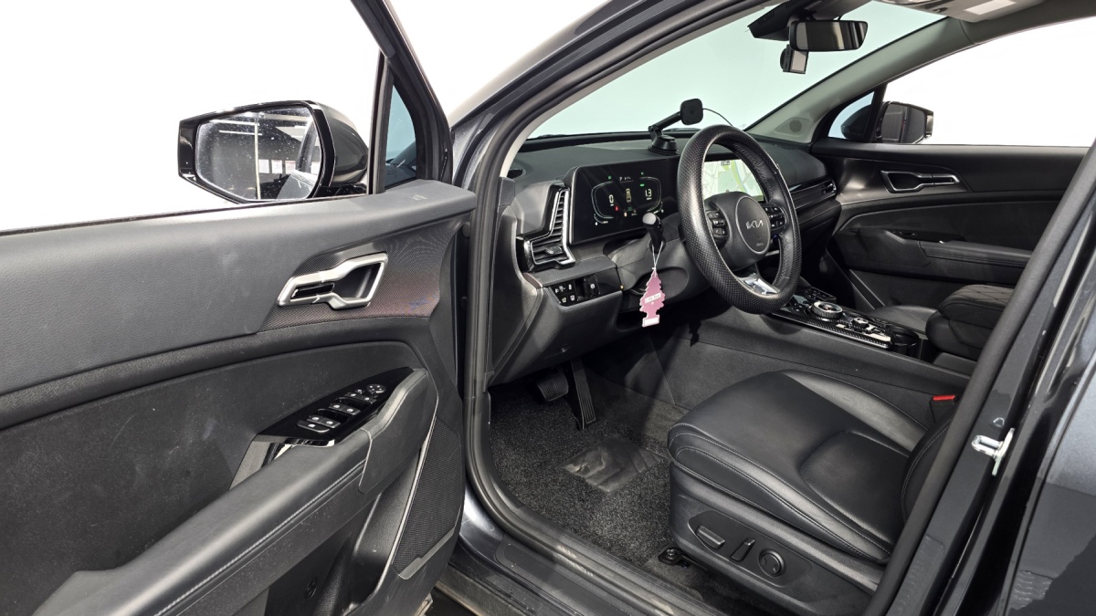 Kia Sportage, 2023 — фото 9 из 12