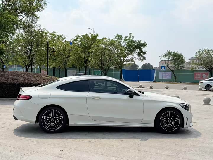 Mercedes-Benz C-Class, 2023 — фото 5 из 9