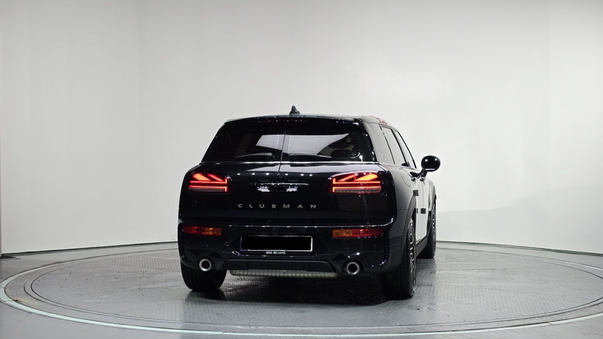 Mini Clubman, 2023 — фото 4 из 12