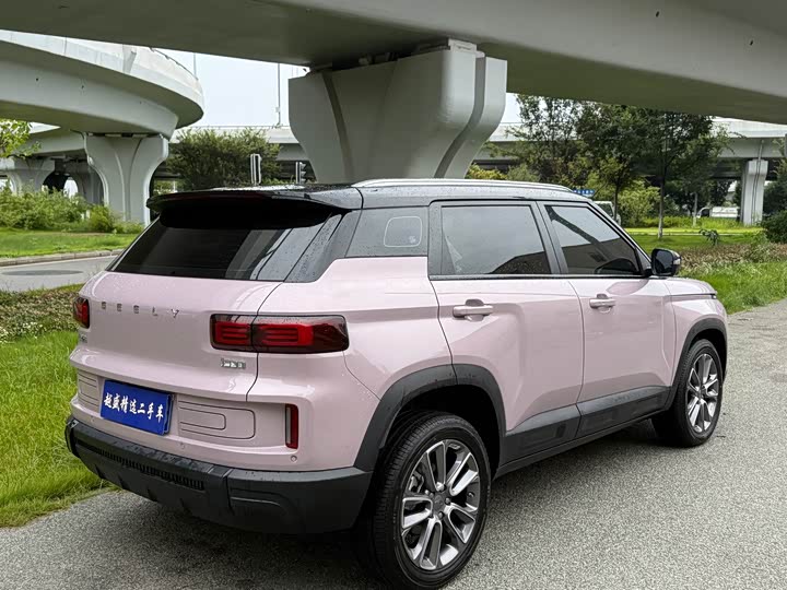 Geely Icon, 2025 — фото 7 из 9