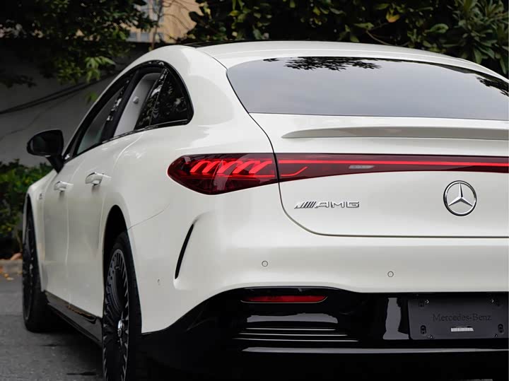Mercedes-Benz EQS AMG, 2023 — фото 9 из 9