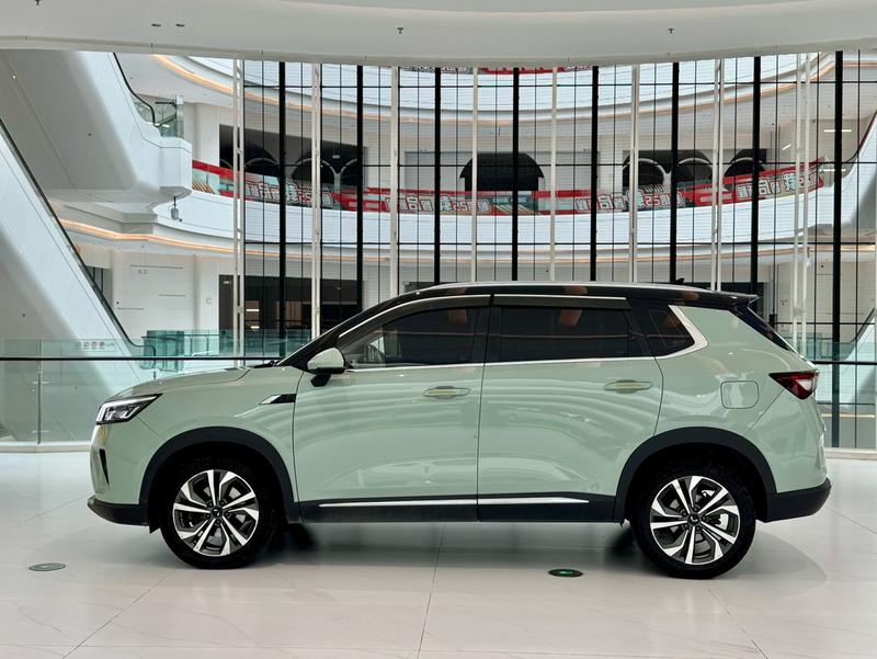 Wuling Asta, 2021 — фото 4 из 12