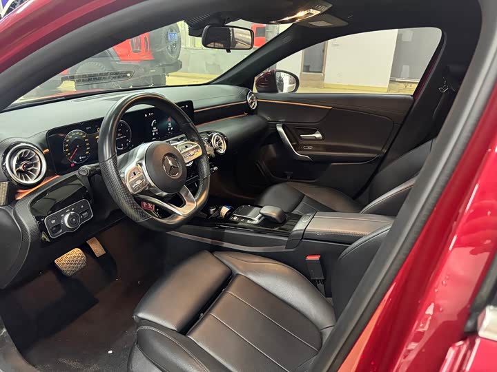 Mercedes-Benz A-Class, 2022 — фото 8 из 9