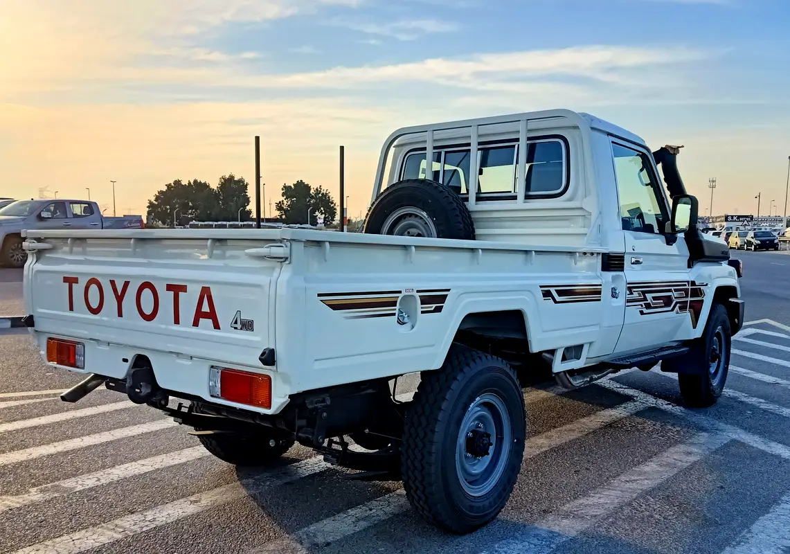 Toyota Land Cruiser, 2026 — фото 7 из 10