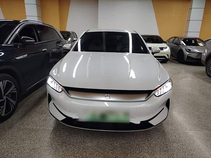 BYD Qin Plus, 2024 — фото 3 из 9