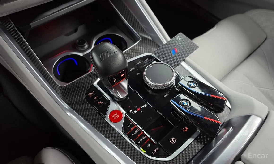BMW XM, 2023 — фото 9 из 12
