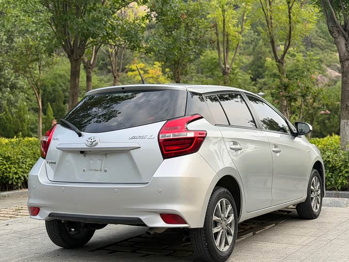Toyota Yaris L Hatchback, 2022 — фото 6 из 9