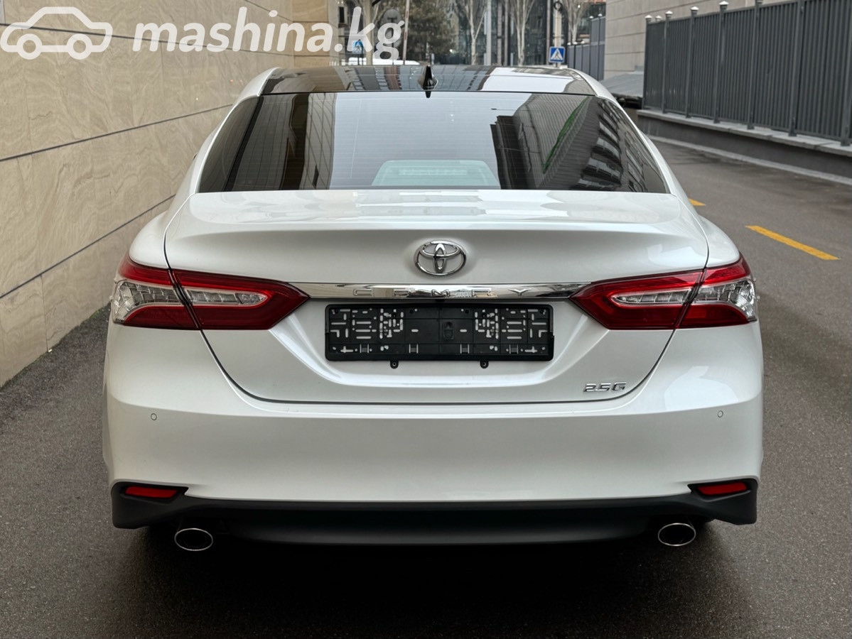 Toyota Camry, 2022 — фото 5 из 12