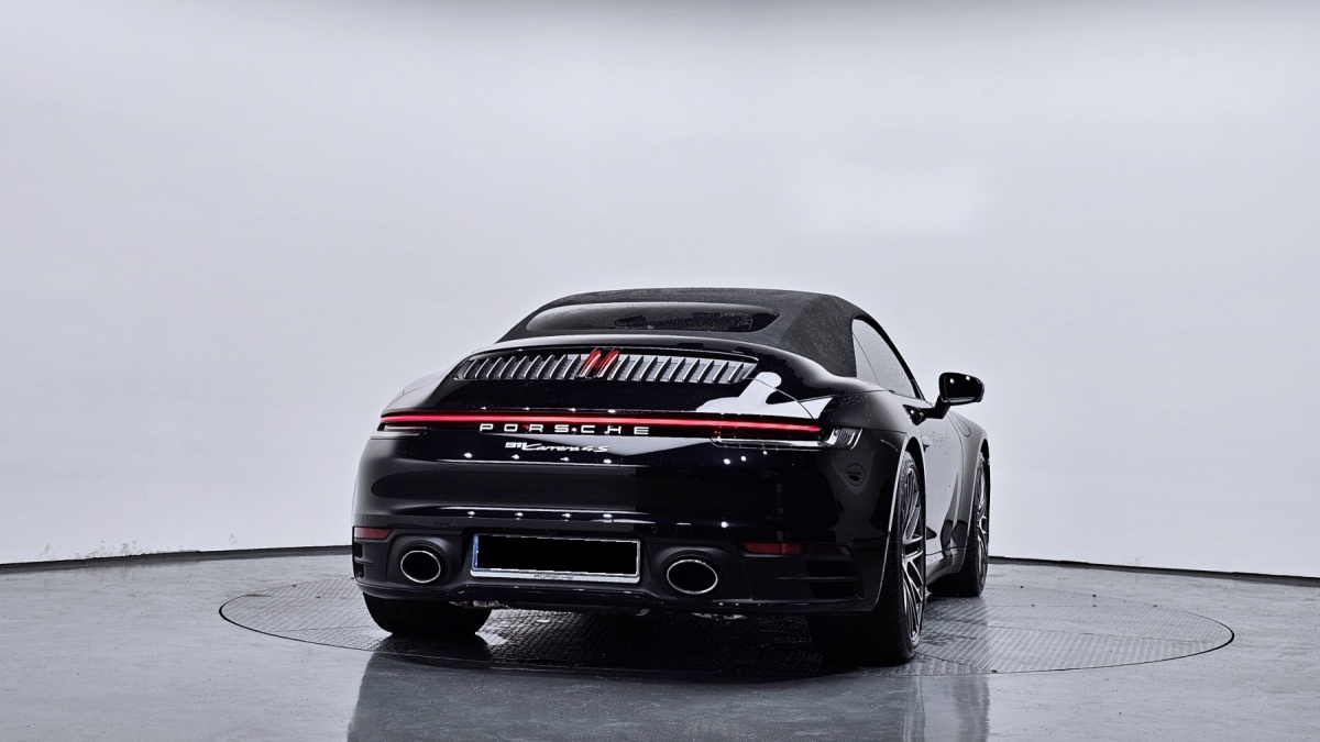 Porsche 911, 2024 — фото 4 из 12