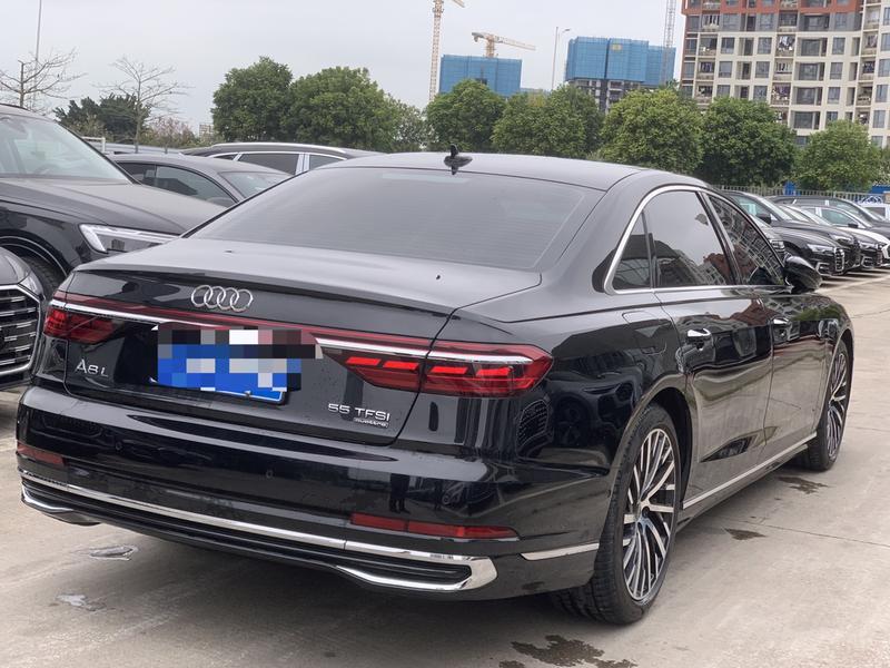 Audi A8, 2023 — фото 4 из 12