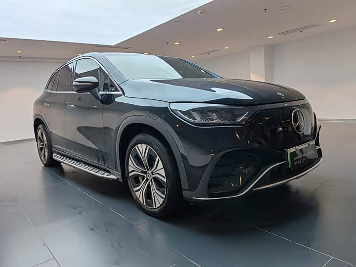 Mercedes-Benz EQE SUV, 2023 — фото 2 из 9