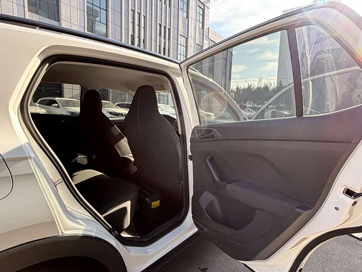 Volkswagen T-Cross, 2023 — фото 9 из 9