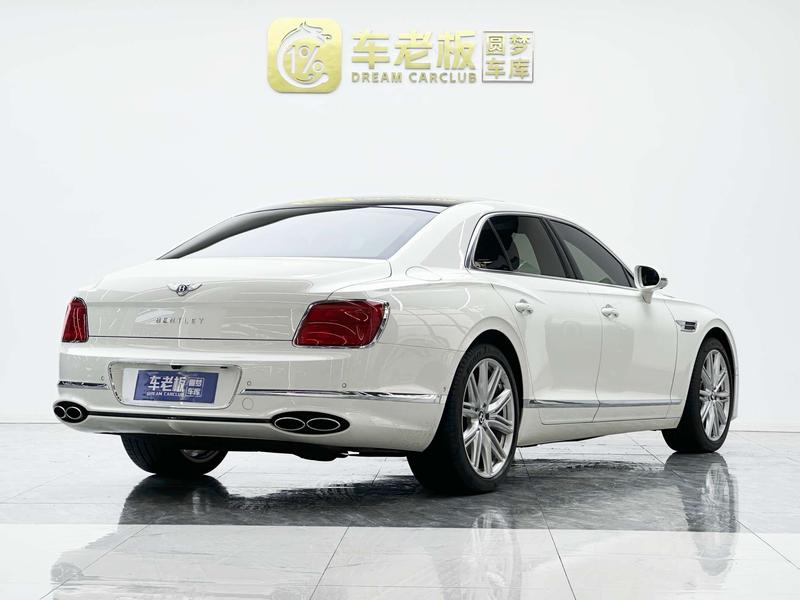 Bentley Flying Spur, 2023 — фото 5 из 12