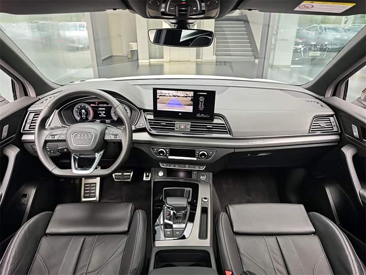 Audi Q5L, 2023 — фото 6 из 9