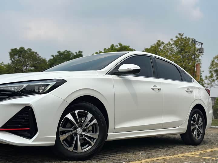 Changan Eado Plus, 2024 — фото 6 из 9