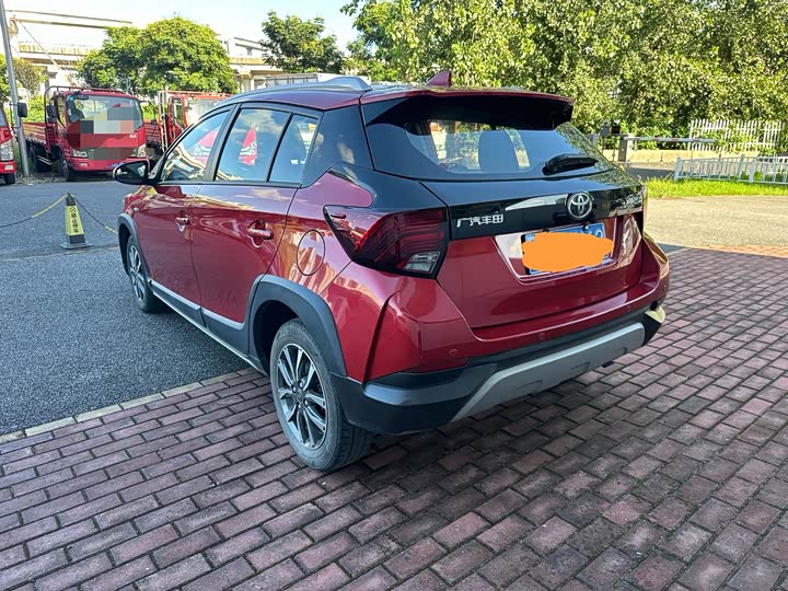 Toyota Yaris L Hatchback, 2021 — фото 7 из 7