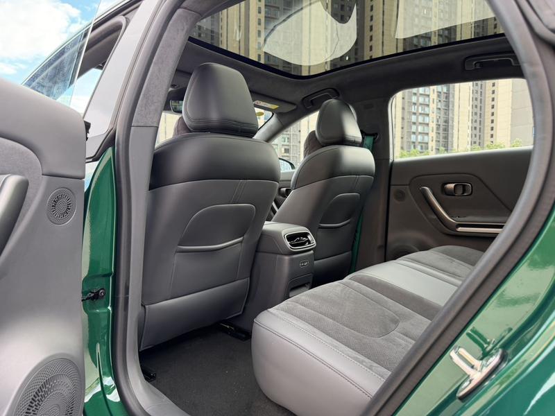Leapmotor Lafa5, 2026 — фото 11 из 12