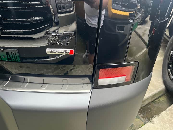 BYD FangChengBao Titanium 7 (Tai 7), 2025 — фото 8 из 9