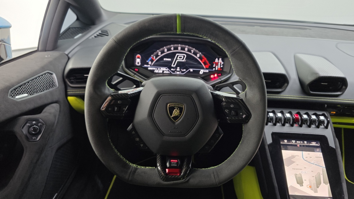 Lamborghini Huracan, 2023 — фото 12 из 12