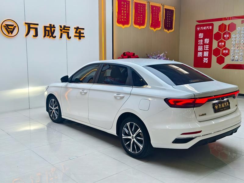 Geely Emgrand, 2022 — фото 4 из 9