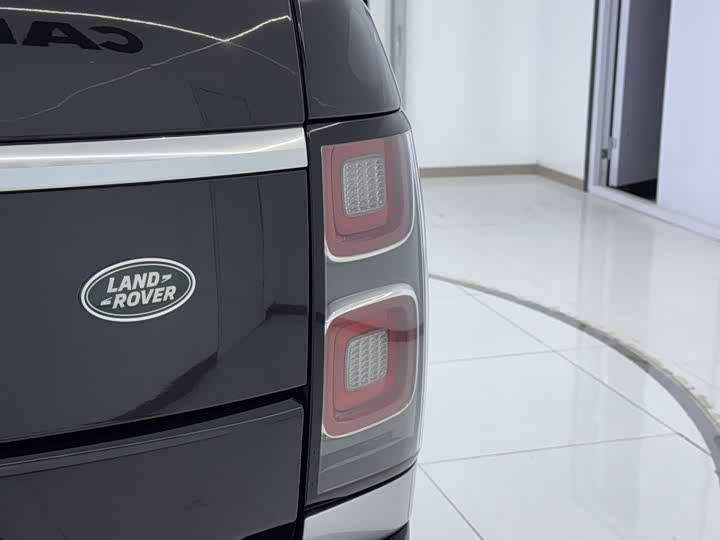 Land Rover Range Rover, 2021 — фото 10 из 12
