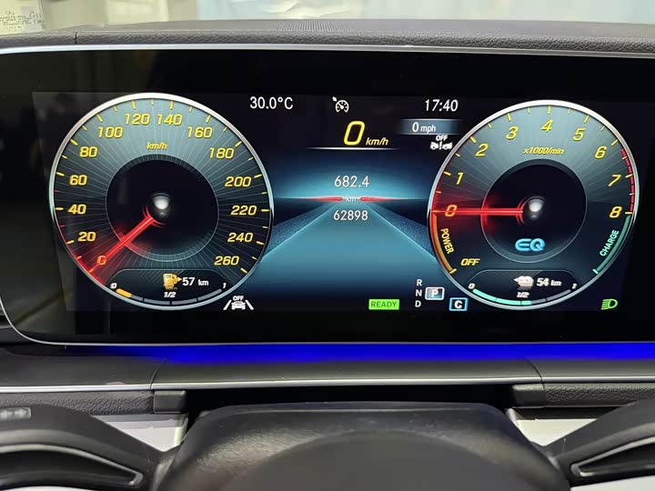 Mercedes-Benz GLE-Class Coupe Hybrid, 2023 — фото 9 из 9