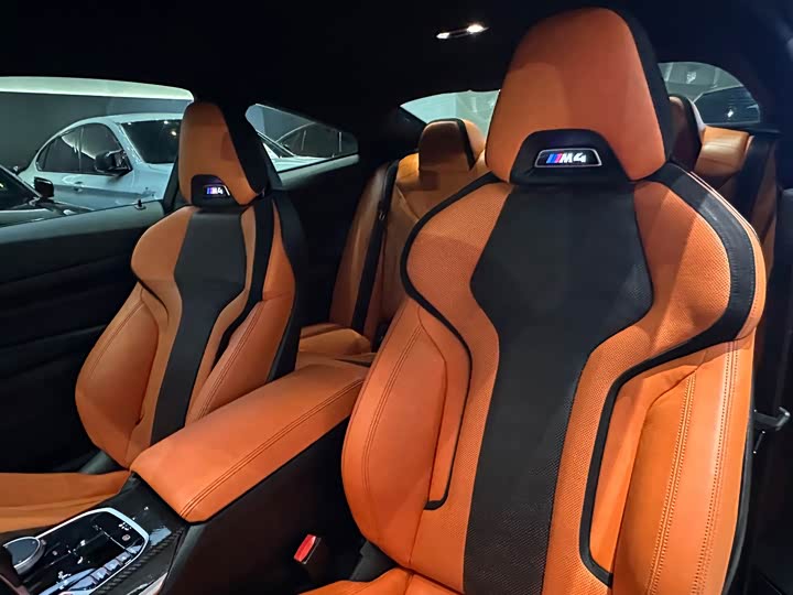 BMW M4, 2022 — фото 3 из 9